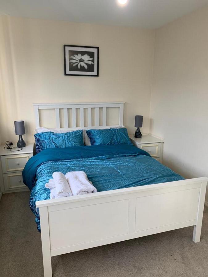 Charming 2-Bed House In London Villa Eksteriør bilde